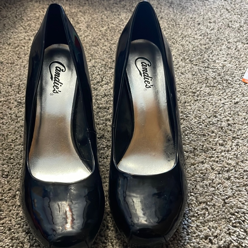 Cute high heels hardly worn candies size 10